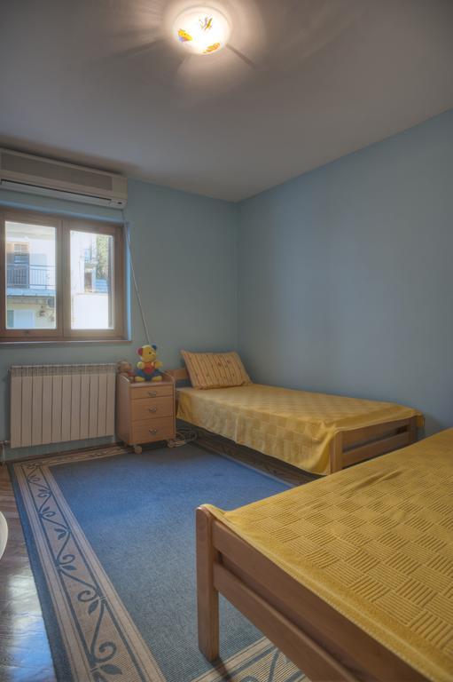 Guest House Zivkovic Sveti Stefan Buitenkant foto
