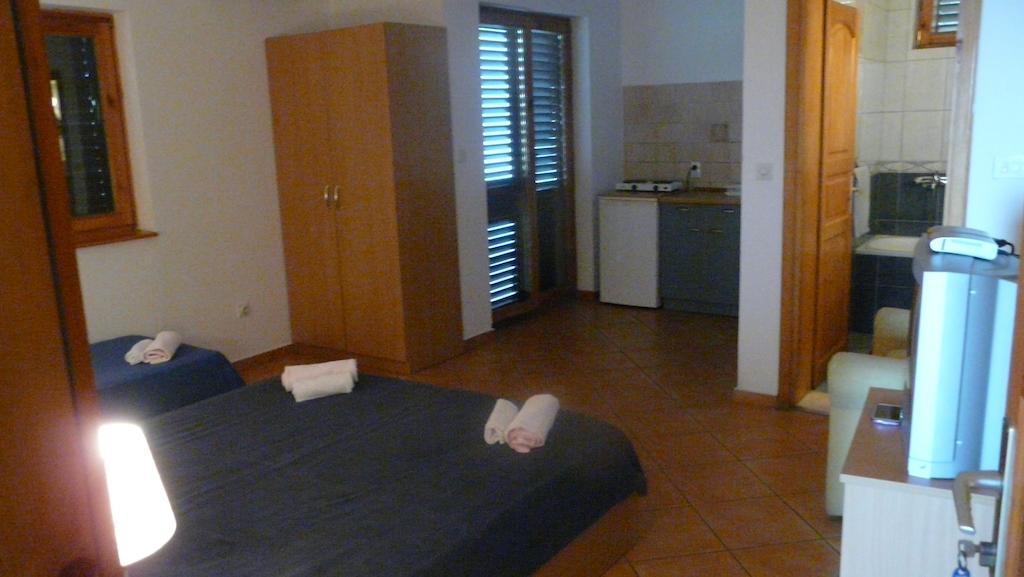 Guest House Zivkovic Sveti Stefan Kamer foto